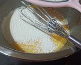 Foto langkah ke 2 dari resep Moo Moo Roll Cake.