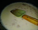 A picture of step 6 of Chicken half moons pie.