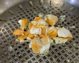 下飯好料理！金沙鹹蛋苦瓜的食譜步驟2照片