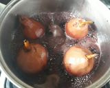 Foto del paso 2 de la receta: Peras al vino tinto