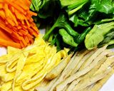 Hình bước làm 1 của món Miến Trộn Hàn Quốc