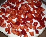 Epres vanília torta 🍓🍰 recept fázis 7 fotója
