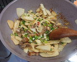 五花肉炒筍片(簡單料理)的食譜步驟6照片