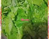 A picture of step 3 of Palak pakoray.