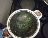 A picture of step 1 of Spinach and chicken liver salad.