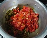 A picture of step 4 of Tomato peas pulao.