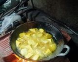 Foto langkah ke 2 dari resep Tahu Goreng Hangat.