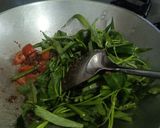 Foto langkah ke 3 dari resep Mie Kangkung Belacan.