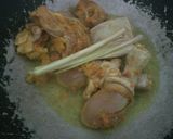 Foto langkah ke 3 dari resep Ungkeb ayam bumbu kuning.