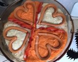 Une image de l'étape 3 de Purées carottes et céleri au fromage tomates saucisses de Strasbourg et basilic.