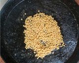 Foto del paso 1 de la receta: Paella de bacalao y garbanzos