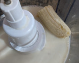Foto del paso 1 de la receta: Licuado de banana split 🍌