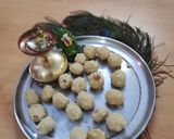 A picture of step 3 of Rava ladoo in south indian style.