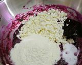 A picture of step 2 of Dragon fruit kalakand.
