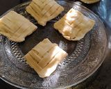 A picture of step 5 of Dates Mat Samosa.