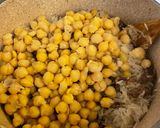 صورة لخطوة 1 من وصفة رز بالحمص واللحم