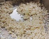 Foto del passaggio 2 della ricetta Risotto parmigiano e noci