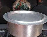 A picture of step 9 of Murgh pulao.