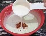 A picture of step 3 of Dahi Phulki.