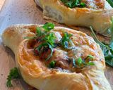 A picture of step 5 of Turkish Pide.