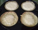 Foto langkah ke 4 dari resep Martabak Mini Chocolate & Cheese.