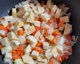 Foto del paso 2 de la receta: Tarta de pollo, champiñones y verduras