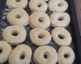A picture of step 4 of Orange doughnut.