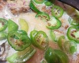 Foto langkah ke 3 dari resep Tumis tulang jambal kecombrang.