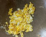 Foto langkah ke 3 dari resep Nasi Goreng Udang.
