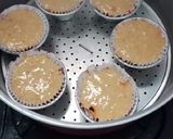Foto langkah ke 5 dari resep Bolu Pisang Kukus No Mixer.