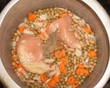 Foto del paso 1 de la receta: Sopa de pollo