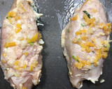 Foto del paso 5 de la receta: Pollo relleno de queso con espinaca