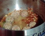 A picture of step 1 of Kofte ka salan.