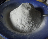 Foto del paso 1 de la receta: Alfajorcitos de maicena en colores / coloridos