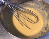 Une image de l'étape 4 de Tarte aux quetsches et pralines roses.