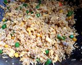 Foto langkah ke 3 dari resep Nasgor Kambing (bumbu kari instant).