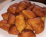 A picture of step 6 of Mandazi.