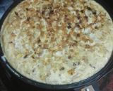 Foto del paso 6 de la receta: Tortilla de papas con cebolla y puerro sofrito y ensalada
