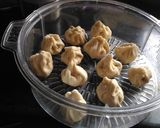 A picture of step 2 of Chicken momos.