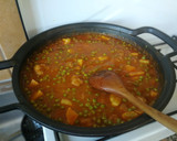 Foto del paso 14 de la receta: Albóndigas de ternera en salsa con guisantes