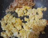 Foto langkah ke 2 dari resep Nasi Goreng Kecombrang.