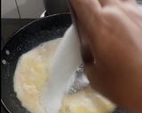 A picture of step 3 of Rava kesari.