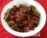 A picture of step 2 of Chilli Bhindi and Gobhi.