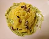 A picture of step 5 of Fettuccine with mushrooms, Basil and goat's cheese.