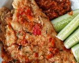 Foto langkah ke 4 dari resep Telur Dadar Sambal Penyet.