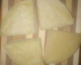 A picture of step 4 of Samosa pockets.