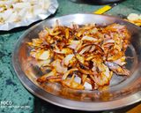 A picture of step 2 of Navrattan Pulao.
