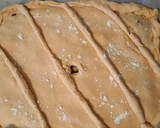 Foto del paso 5 de la receta: Empanada de bacalao con pasas