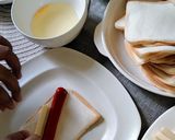 A picture of step 3 of Hotdog and Cheese Roll.