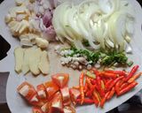 Foto langkah ke 2 dari resep Seafood asam manis.